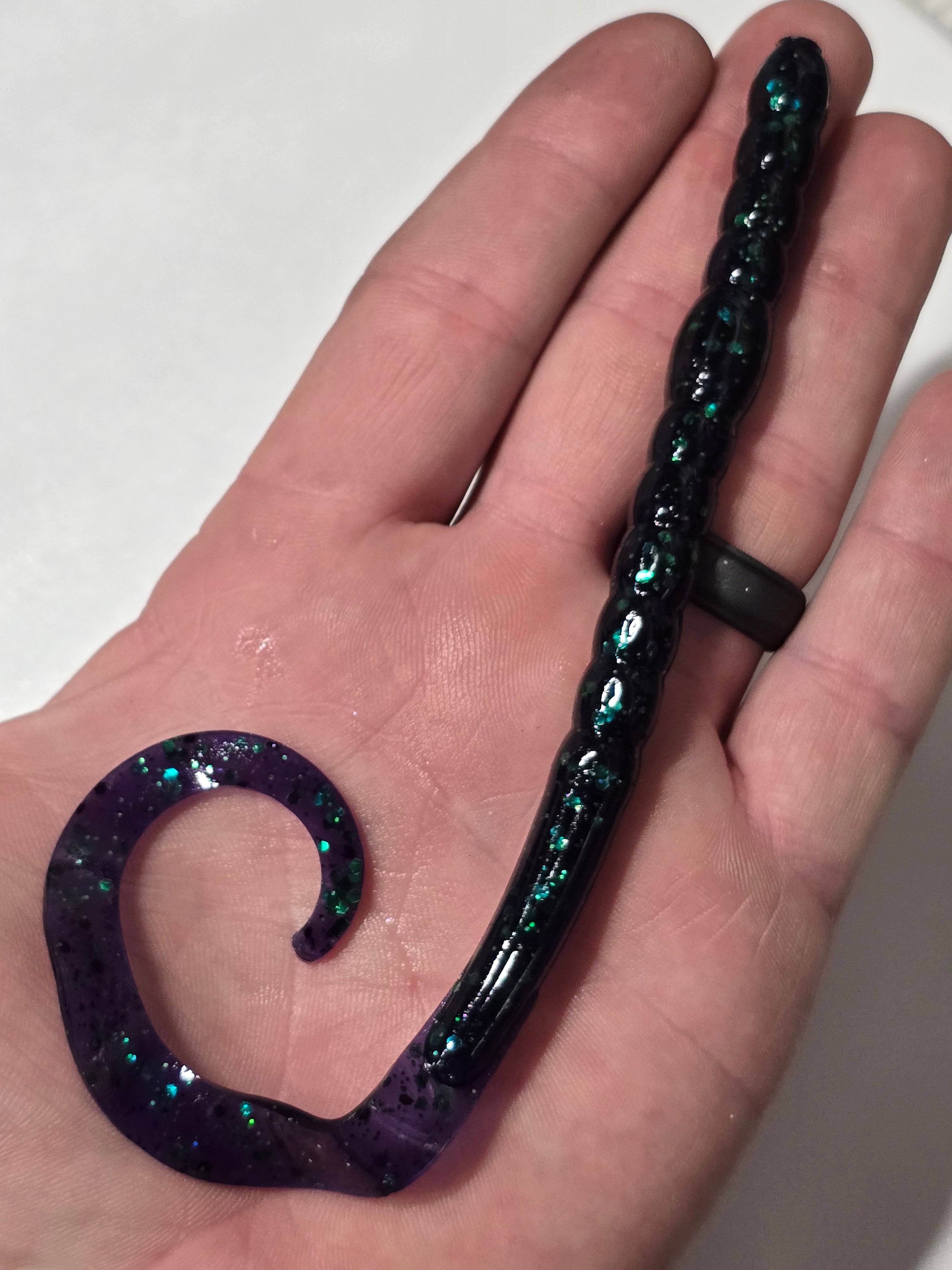 10" Ribbon Tail