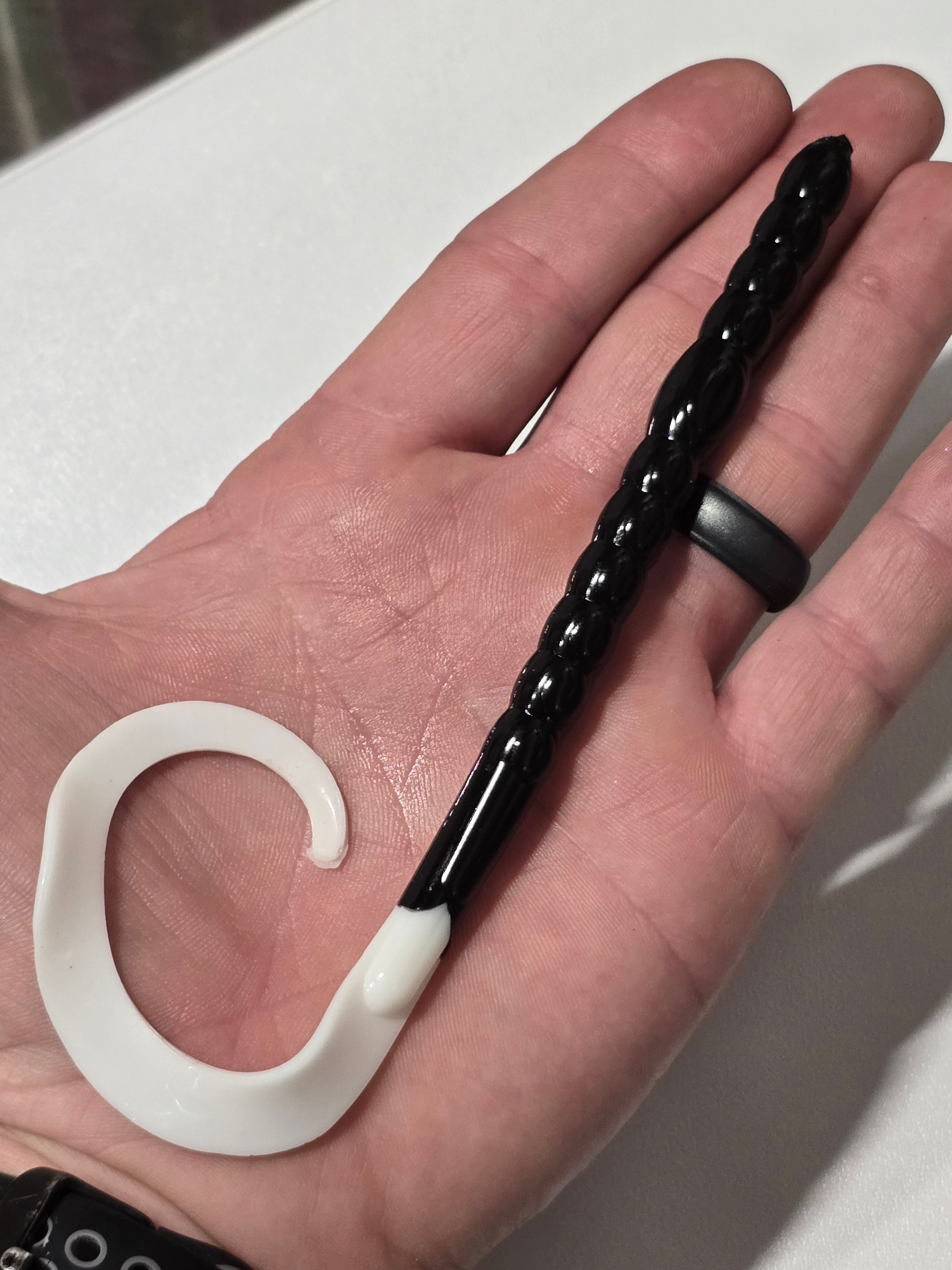 10" Ribbon Tail